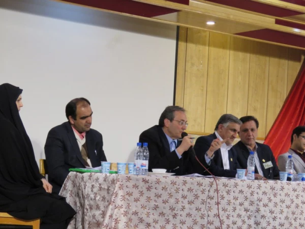 در دومین همایش کشوری دبیران شورای صنفی-رفاهی دانشگاه فرهنگیان برگزار شد:

نشست صمیمانه ی سرپرست دانشگاه فرهنگیان با دبیران شورای صنفی-رفاهی
 2