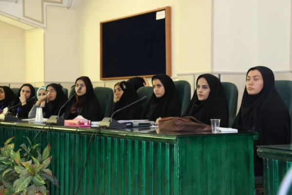 در روز دوم همایش کشوری دبیران شورای صنفی- رفاهی برگزار شد:

کارگاه های آموزشی مشارکت و مسؤولیت پذیری؛ مهارت های زندگی و حقوق شهروندی
 3