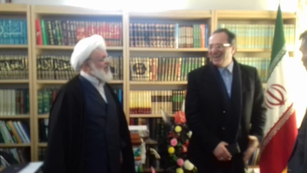 آیت الله ناصری در دیدار با دکترمهرمحمدی ،سرپرست دانشگاه فرهنگیان:
دانشگاه تربیت معلم زمینه ساز ساختن جامعه فردا ایران اسلامی
 3