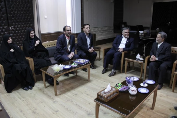 دیدار مهرمحمدی، سرپرست دانشگاه فرهنگیان با استاندار یزد  4