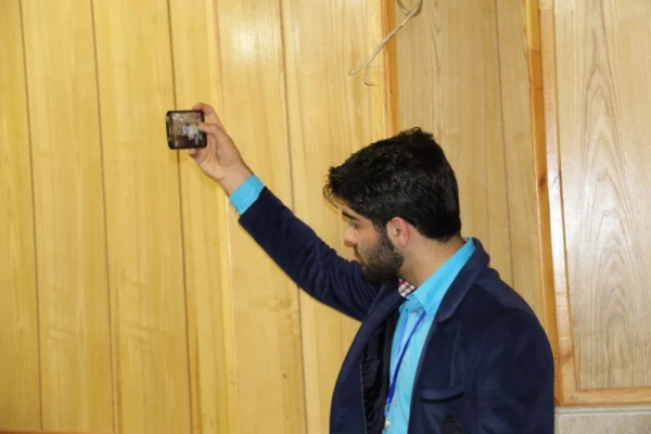 سرپرست دانشگاه فرهنگیان در مراسم اختتامیه همایش کشوری دبیران شورای صنفی-رفاهی دانشگاه فرهنگیان:

شوراهای صنفی، پلی از دانشجویی به شهروندی 8