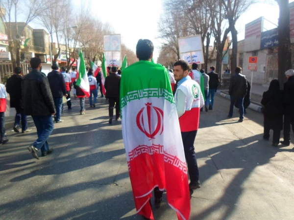 حضور اساتید ، کارکنان و دانشجویان پردیس شهیدان پاکنژاد در راهپیمایی عظیم 22 بهمن 8