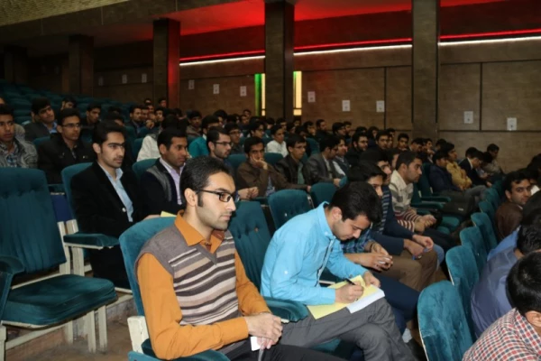 با حضور مسؤولین اداره کل آموزش و پرورش استان یزد در پردیس برگزار شد :
کارگاه آموزشی تبیین امور استخدامی و مالی دانشجومعلمان
 9