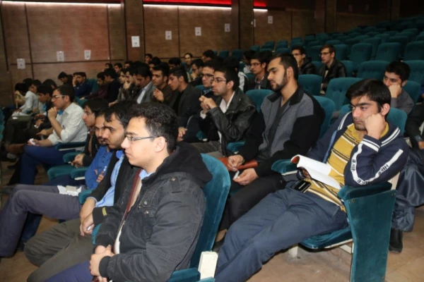 با حضور مسؤولین اداره کل آموزش و پرورش استان یزد در پردیس برگزار شد :
کارگاه آموزشی تبیین امور استخدامی و مالی دانشجومعلمان
 11