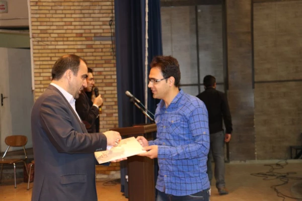 در پردیس شیدان پاک نژاد برگزار شد:

کارگاه آموزشی جاسوسی سایبری
 10