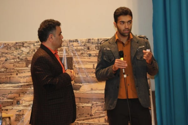 با حضور دکتر گرامی برگزار شد :

کارگاه آموزشی آشنایی با مرکز مشاوره پردیس  7