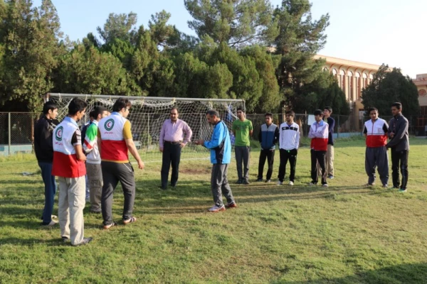به مناسبت هفته تربیت بدنی و سلامت برگزار شد:
برگزاری ورزش صبحگاهی در زمین چمن پردیس 6