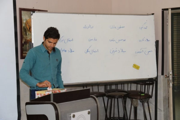 انتخابات شورای مرکزی انجمن اسلامی پردیس شهیدان پاک نژاد برگزار شد 14