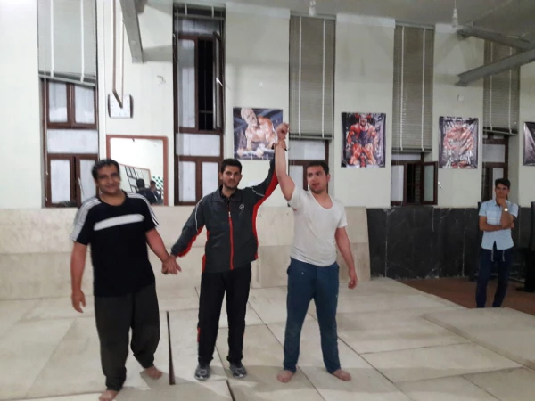 کشتی پهلوانی در پردیس شهیدان پاکنژاد برگزار شد 2
