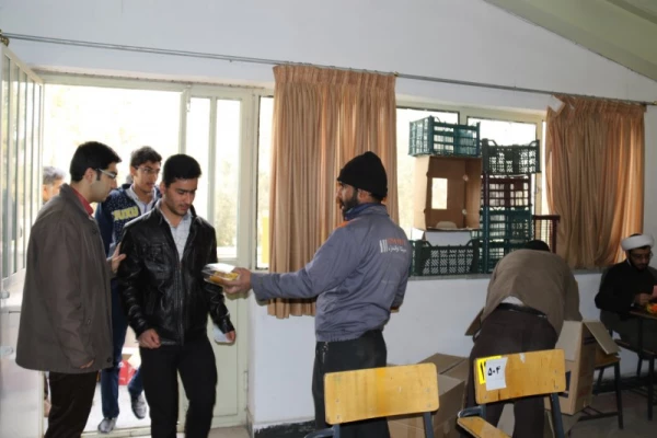 در پردیس شهیدان پاک نژاد یزد برگزار شد:

مراسم بزرگداشت روز 12 بهمن با برافراشتن پرچم مقدس جمهوری اسلامی ایران 10