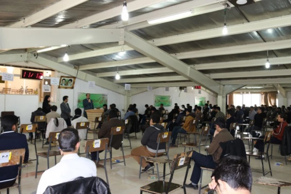 در پردیس شهیدان پاک نژاد یزد برگزار شد:

مراسم بزرگداشت روز 12 بهمن با برافراشتن پرچم مقدس جمهوری اسلامی ایران 11