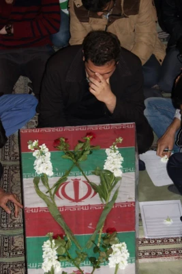 در ایام شهادت حضرت زهرا(س) :

عطر شهادت در فضای دانشگاه فرهنگیان یزد پیچید. 7