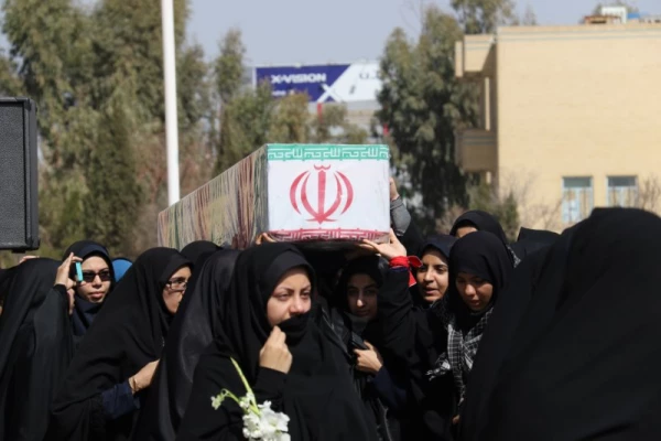 در ایام شهادت حضرت زهرا(س) :

عطر شهادت در فضای دانشگاه فرهنگیان یزد پیچید. 17