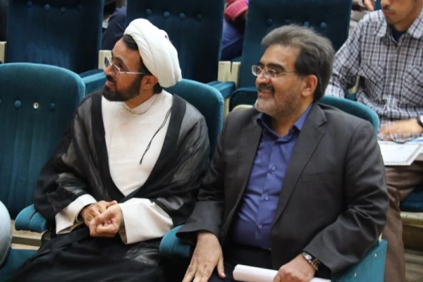 به مناسبت روزجوان در پردیس شهیدان پاک نژاد یزد برگزار شد:

همایش جوانان، ورزش، سلامت و ایمنی 17