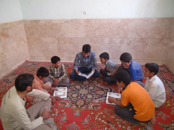 گزارش حضور گروه جهادی بسیج دانشجویی پردیس شهیدان پاک نژاد در مناطق محروم استان کرمانشاه 8