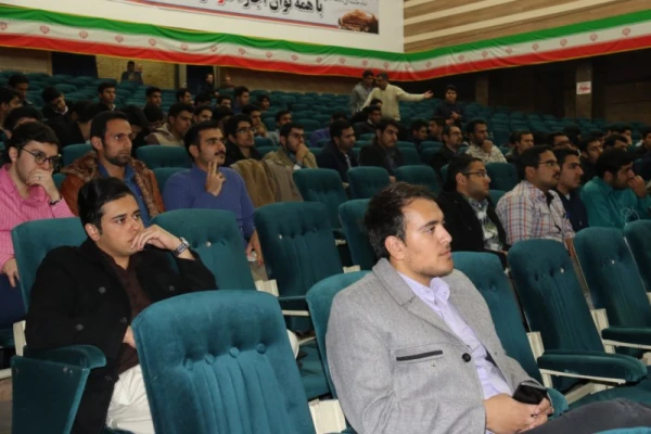 به همت بسیج دانشجویی پردیس شهیدان پاک نژاد یزد برگزار شد:

مراسم روز  گرامیداشت روز دانشجو 5