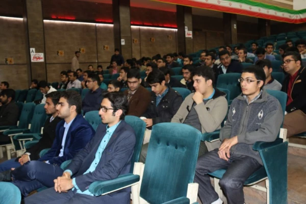 به همت بسیج دانشجویی پردیس شهیدان پاک نژاد یزد برگزار شد:

مراسم روز  گرامیداشت روز دانشجو 6