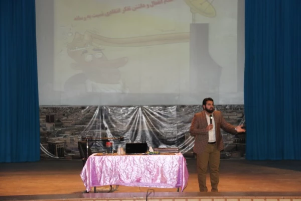 به همت انجمن علمی الهیات پردیس شهیدان پاک نژاد برگزار شد:

کارگاه آموزشی سواد رسانه ای، سواد خبری 4