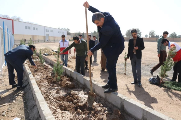 برگزاری مراسم به مناسبت ۱۵ اسفند روز درختکاری در دانشگاه فرهنگیان یزد 
 2