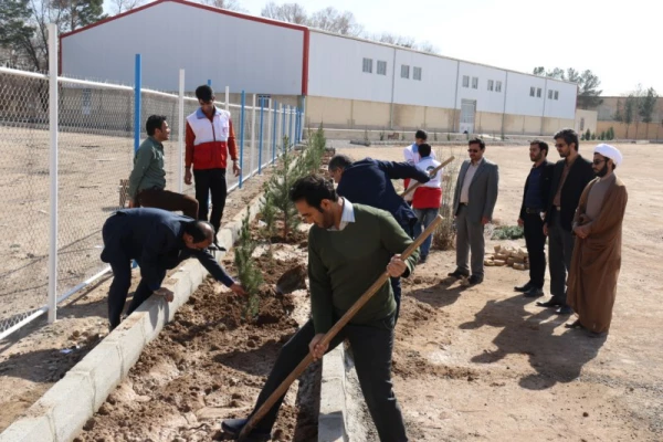 برگزاری مراسم به مناسبت ۱۵ اسفند روز درختکاری در دانشگاه فرهنگیان یزد 
 9