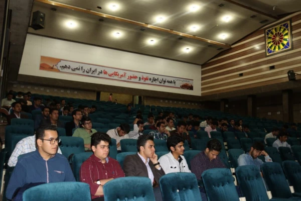 برگزاری کارگاه مهدویت در دانشگاه فرهنگیان یزد
 7