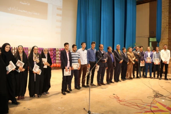 برگزاری مراسم جشن هفته معلم در دانشگاه فرهنگیان یزد ویژه دانشجو معلمان
 18