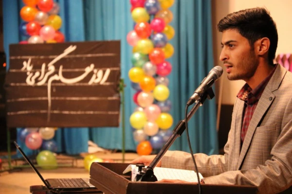 برگزاری مراسم جشن هفته معلم در دانشگاه فرهنگیان یزد ویژه دانشجو معلمان
 12