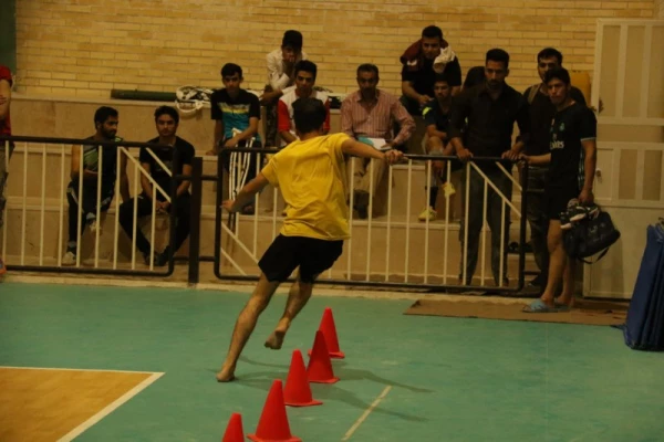 برگزاری جشنواره ورزش های همگانی و بازی های بومی محلی در بین دانشجومعلمان پردیس شهیدان پاک نژاد یزد
 6