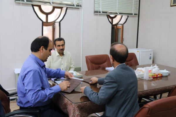 تفاهم نامه همکاری بین دانشگاه فرهنگیان یزد و هئیت ورزش های همگانی استان یزد

 2