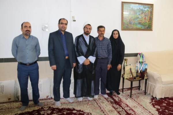 برگزاری مراسم تجلیل از دانشجو معلم قهرمان ، با حضور مسئولان دانشگاه فرهنگیان یزد
 7