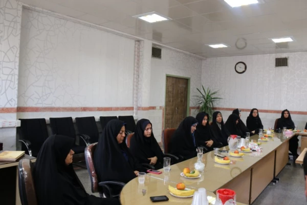 مراسم تودیع و معارفه سرپرست پردیس فاطمه الزهرا (س) یزد برگزار شد.
 2