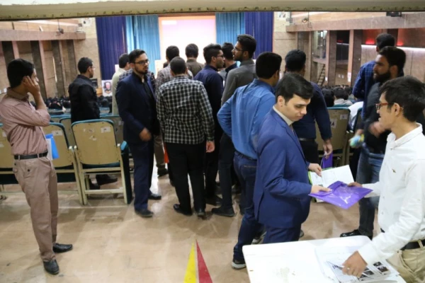 مراسم استقبال از دانشجویان جدید الورود به روایت تصویر
 12