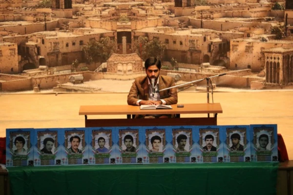 مراسم استقبال از دانشجویان جدید الورود به روایت تصویر
 13