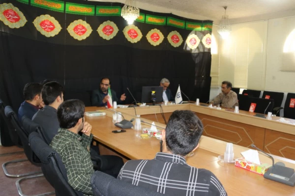 نشست صمیمی مسئولین دانشگاه فرهنگیان یزد با اعضای شورای صنفی رفاهی دانشجویان پردیس شهیدان پاک نژاد
 2