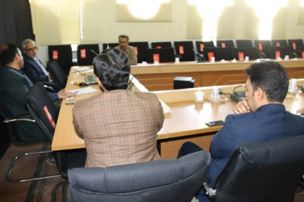 نشست صمیمی مسئولین دانشگاه فرهنگیان یزد با اعضای شورای صنفی رفاهی دانشجویان پردیس شهیدان پاک نژاد
 3