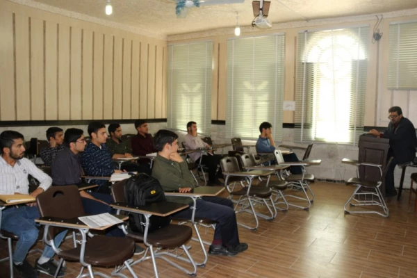 برگزاری اولین جلسه از سلسله کارگاه های فرهنگی _ مهارتی پردیس شهیدان پاک نژاد

 3