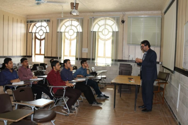 دومین دوره کارگاه های فرهنگی برگزار شد.
 4