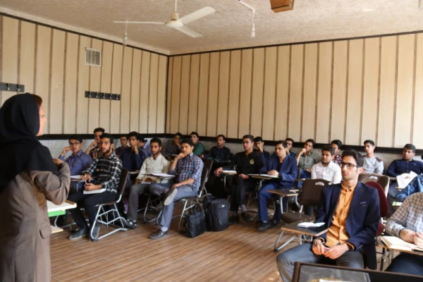 دومین دوره کارگاه های فرهنگی برگزار شد.
 6