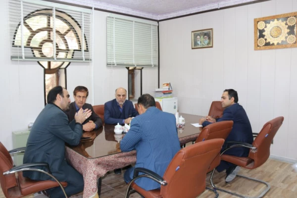 بازدید مسئولین حوزه معاونت سیاسی،امنیتی و اجتماعی استانداری از پردیس شهیدان پاک نژاد یزد
 10