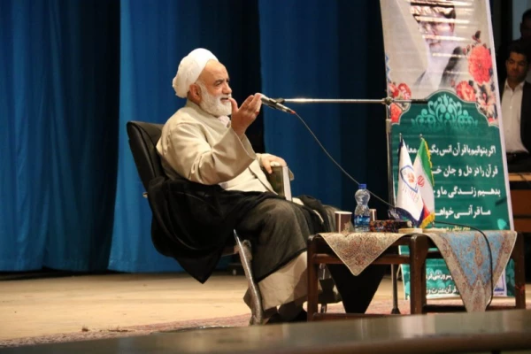 همایش موضوعی "مهدویت" در دانشگاه فرهنگیان یزد
 7