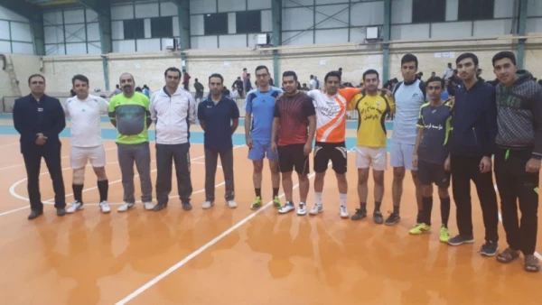 افتتاحیه مسابقات فوتسال بین کلاسی پردیس شهیدان پاک نژاد یزد
 3