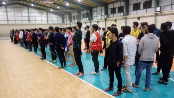 افتتاحیه مسابقات فوتسال بین کلاسی پردیس شهیدان پاک نژاد یزد
 5