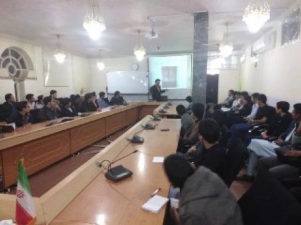 کارگاه "عشق و ازدواج"
 3