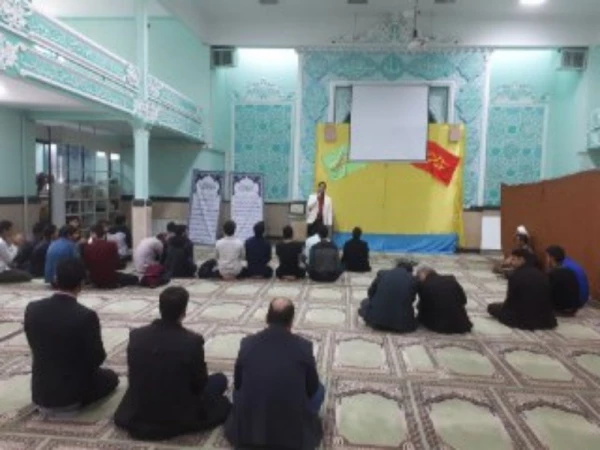 جشن میلاد حضرت رسول اکرم (ص) و امام جعفر صادق (ع) در دانشگاه فرهنگیان یزد برگزار شد.
 5