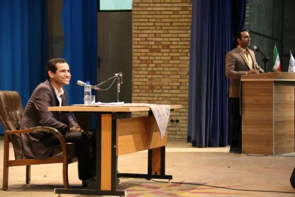 نشستی با عنوان « آموزش  و پرورش در ایران؛ پرورش استعداد یا سرکوب قریحه»
 2