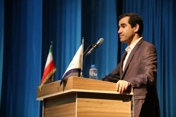 نشستی با عنوان « آموزش  و پرورش در ایران؛ پرورش استعداد یا سرکوب قریحه»
 3