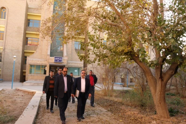 بازدید دکتر کچوئیان معاون نظارت، ارزیابی و تضمین کیفیت دانشگاه فرهنگیان و دکتر دلقندی مشاور رئیس دانشگاه و مدیرکل حراست دانشگاه فرهنگیان از پردیس های استان یزد
 7