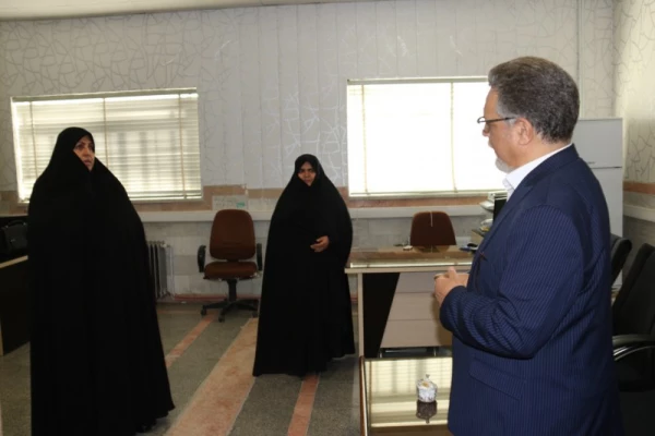 بازدید دکتر کچوئیان معاون نظارت، ارزیابی و تضمین کیفیت دانشگاه فرهنگیان و دکتر دلقندی مشاور رئیس دانشگاه و مدیرکل حراست دانشگاه فرهنگیان از پردیس های استان یزد
 15