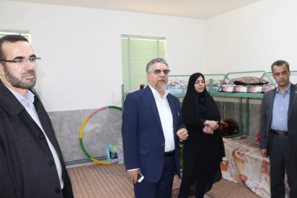 بازدید دکتر کچوئیان معاون نظارت، ارزیابی و تضمین کیفیت دانشگاه فرهنگیان و دکتر دلقندی مشاور رئیس دانشگاه و مدیرکل حراست دانشگاه فرهنگیان از پردیس های استان یزد
 20