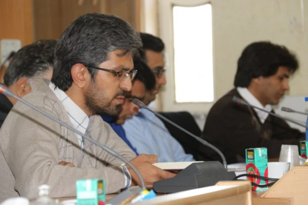 اولین جلسه هماهنگی کارکنان مدیریت استان و پردیس شهیدان پاک نژاد با مدیریت جدید امور پردیس های استان یزد
 12